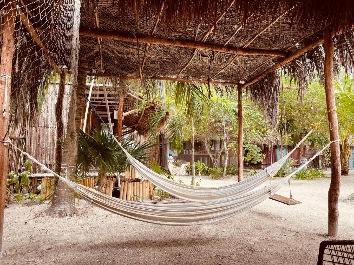 La Aldea Holbox Cabañas y Camping Exterior foto