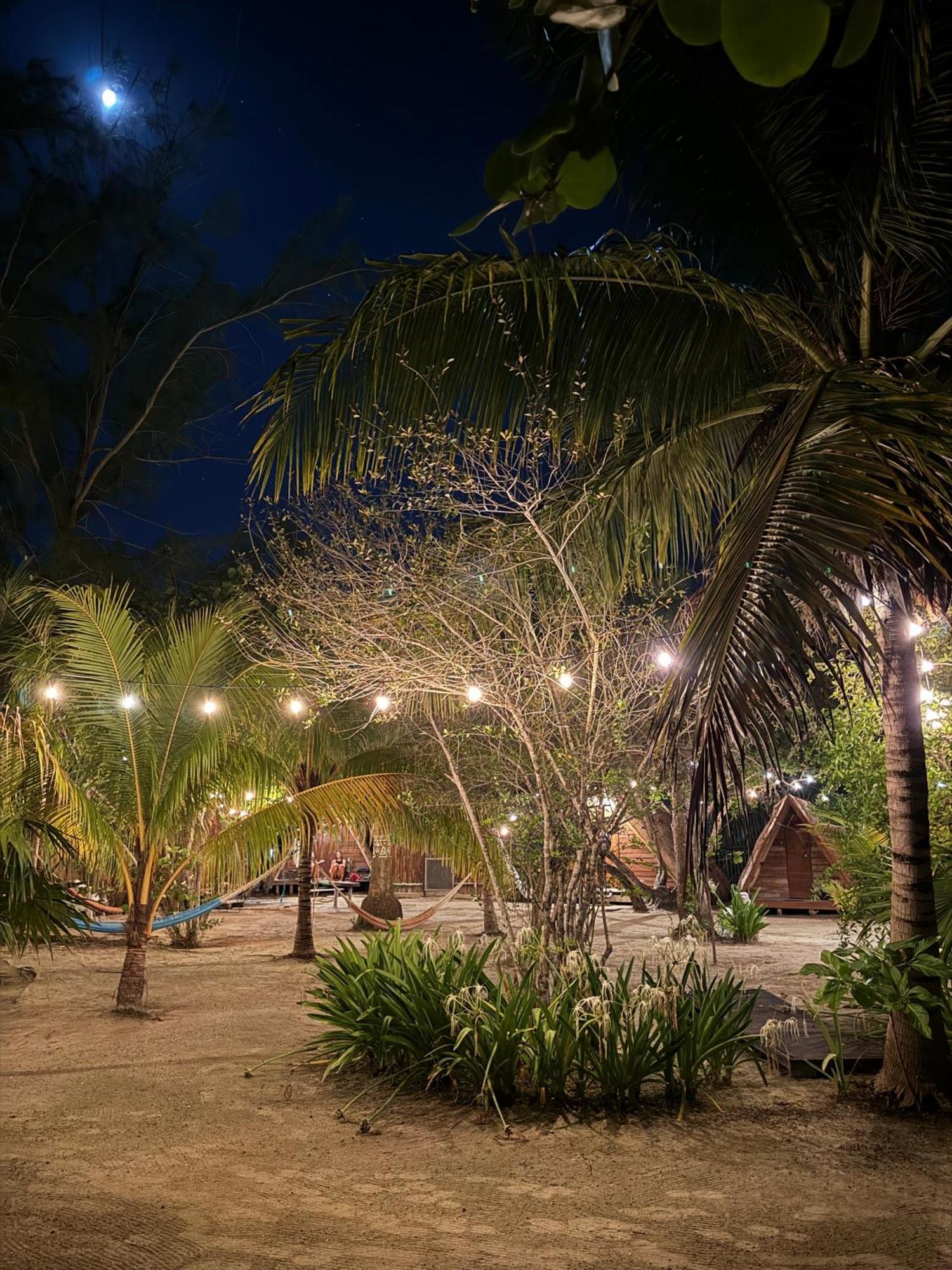 La Aldea Holbox Cabañas y Camping Exterior foto